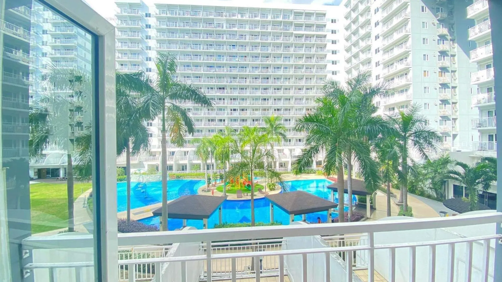 Triple 3D Shell Residences Pasay