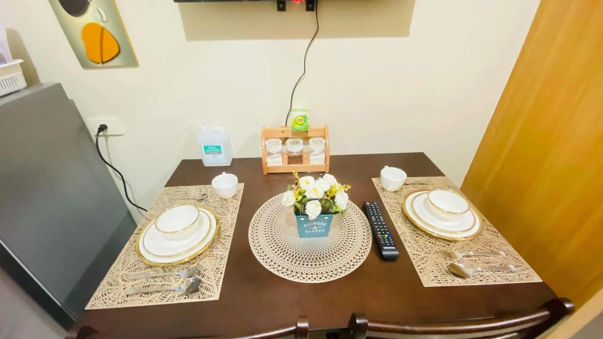 Triple 3D Shell Residences Pasay Aparthotel