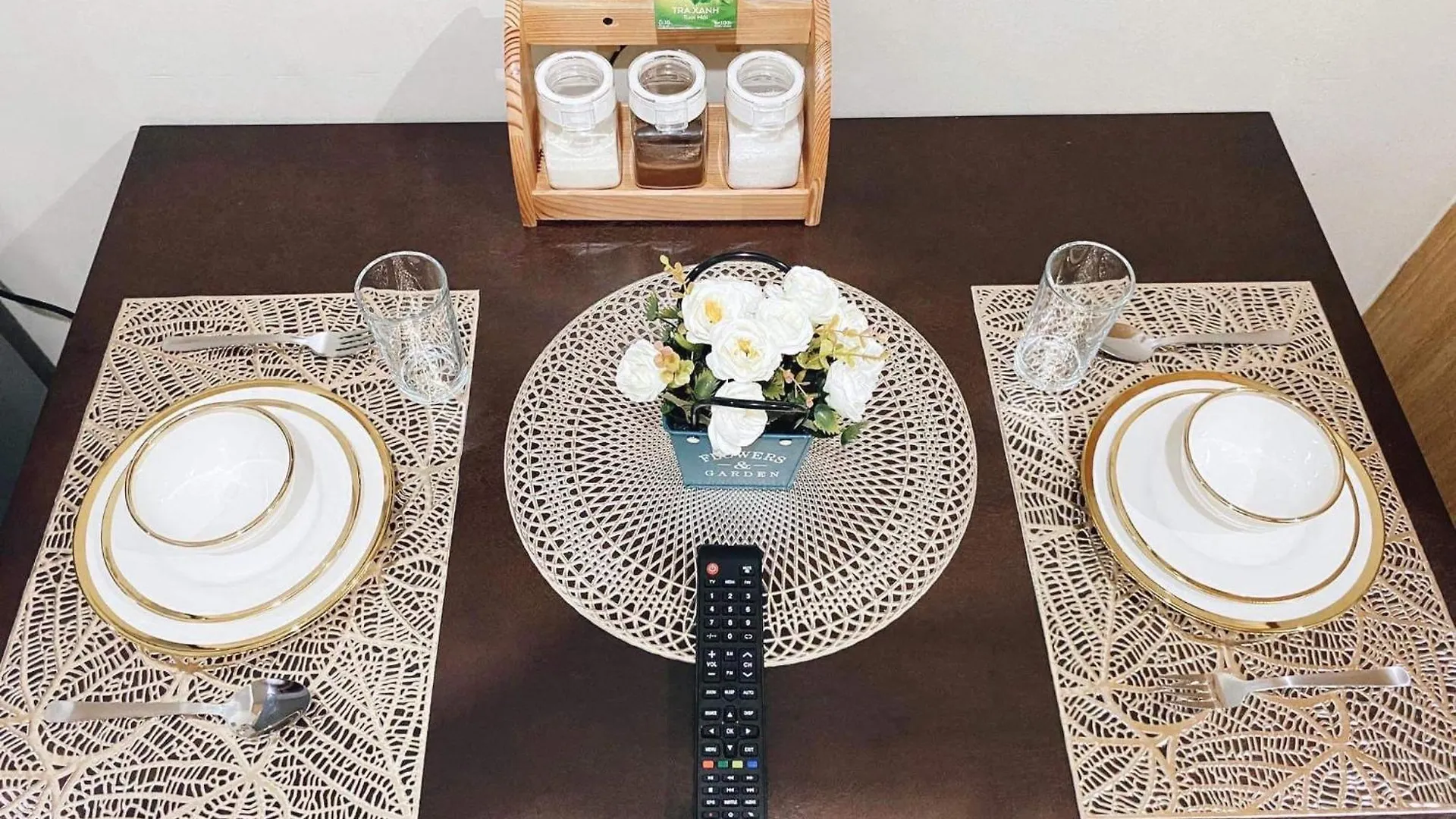 Triple 3D Shell Residences Pasay