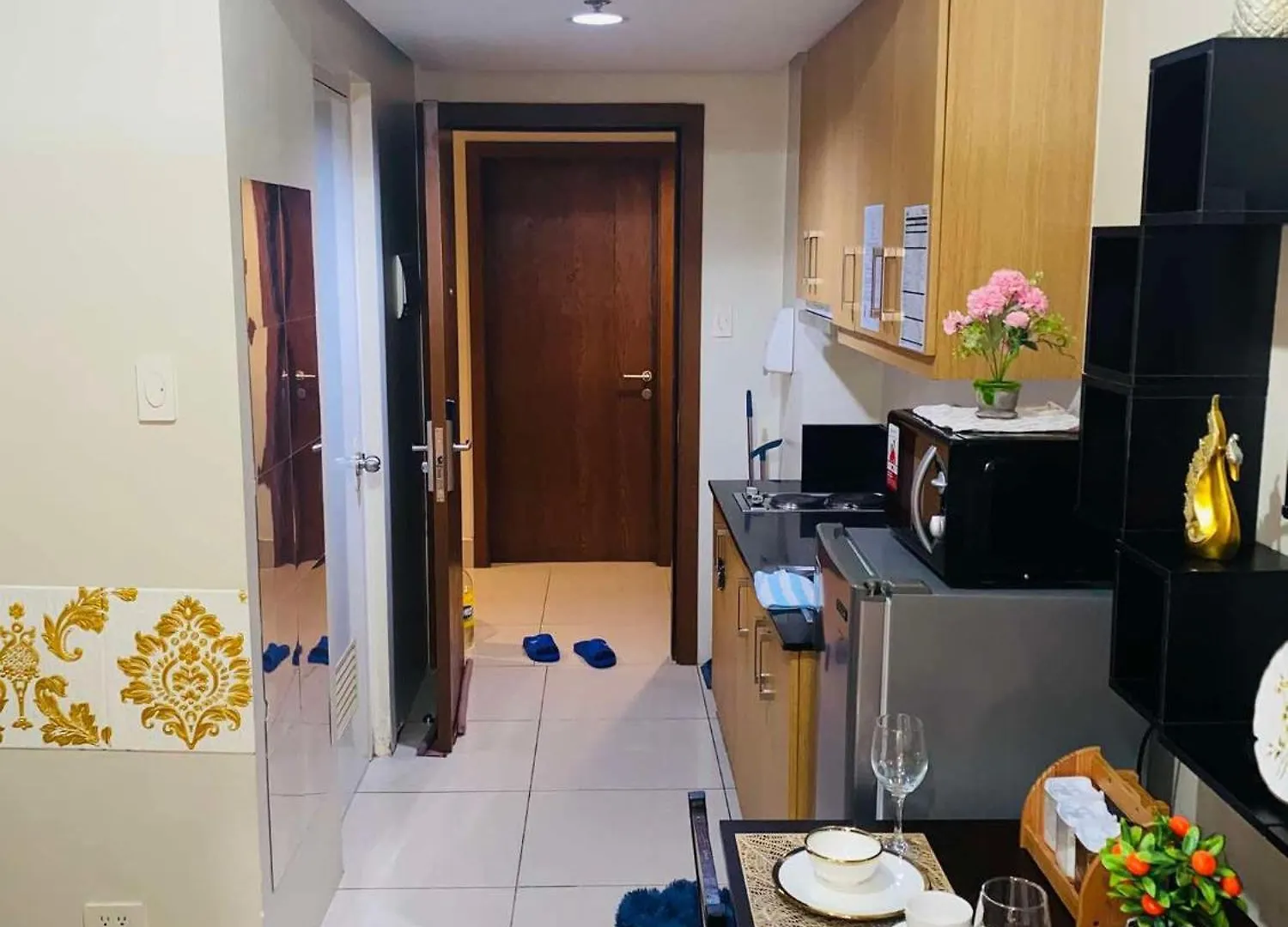 Aparthotel Triple 3D Shell Residences Pasay